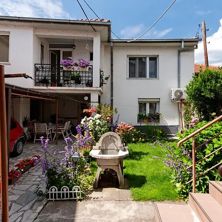 Bogdanoski & Guest 2* Ohrid